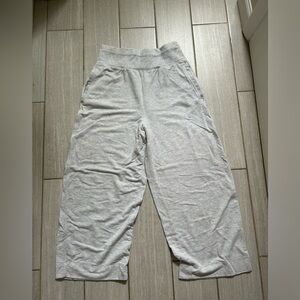 Athleta Free Flow Culotte, Gray Small